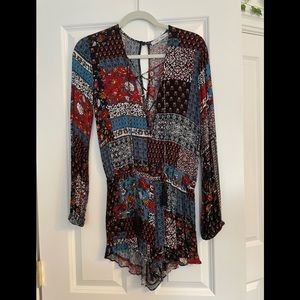 Gab and Kate patterned long-sleeve romper